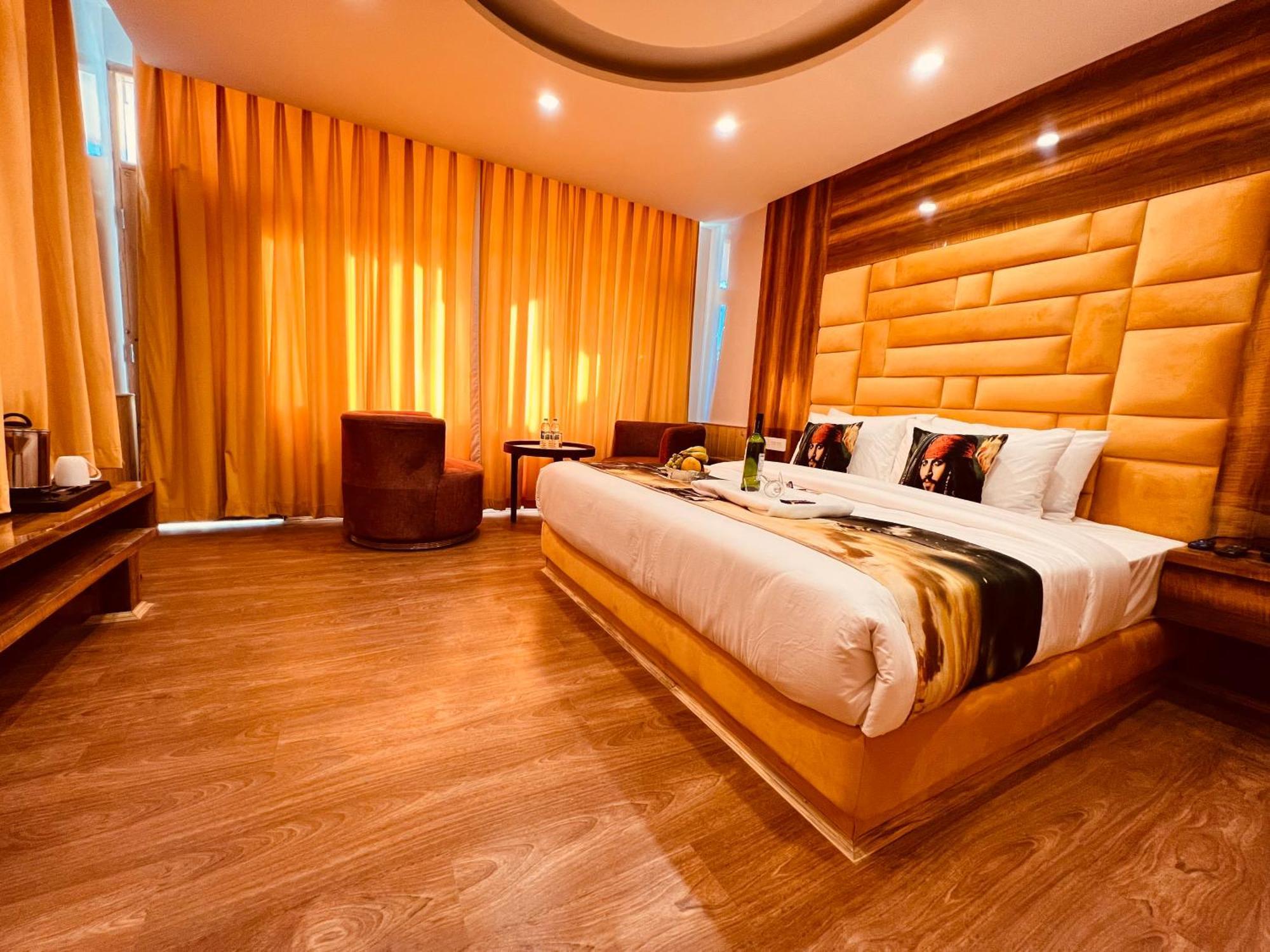 Hill River Resort By West Western Manāli Exterior foto