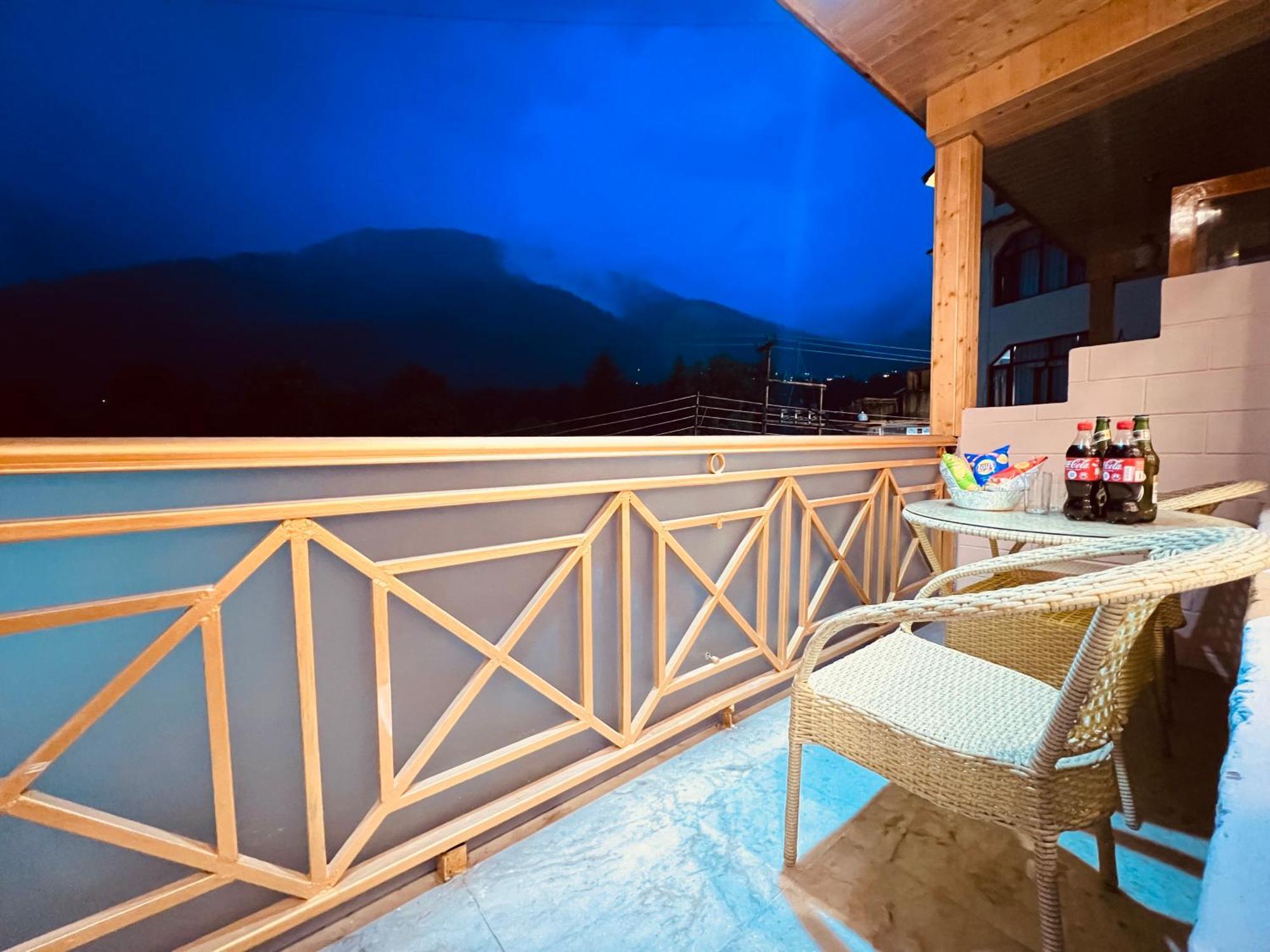 Hill River Resort By West Western Manāli Exterior foto